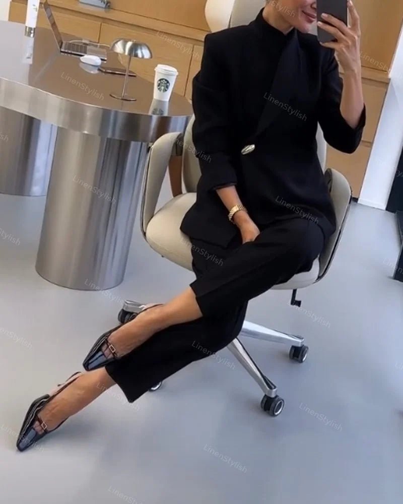 Şık Gold Düğme Detaylı Blazer Ceket & Pantolon Takım