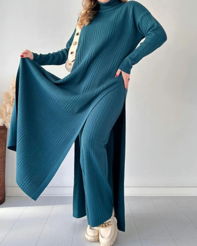 Şık Uzun Yırtmaçlı Örme İki Parçalı Set