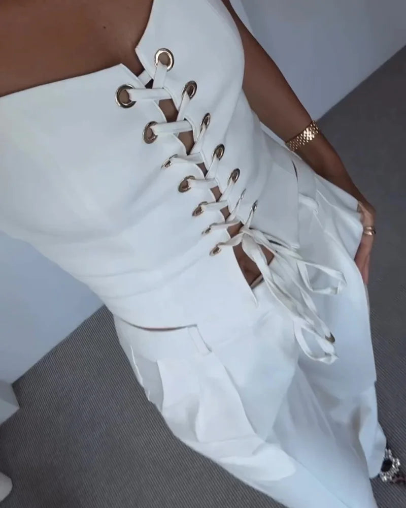 Hollow İki Parçalı Bağcıklı Takım